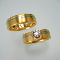 Trauringe, Gelb- und Weißgold mit Brillant